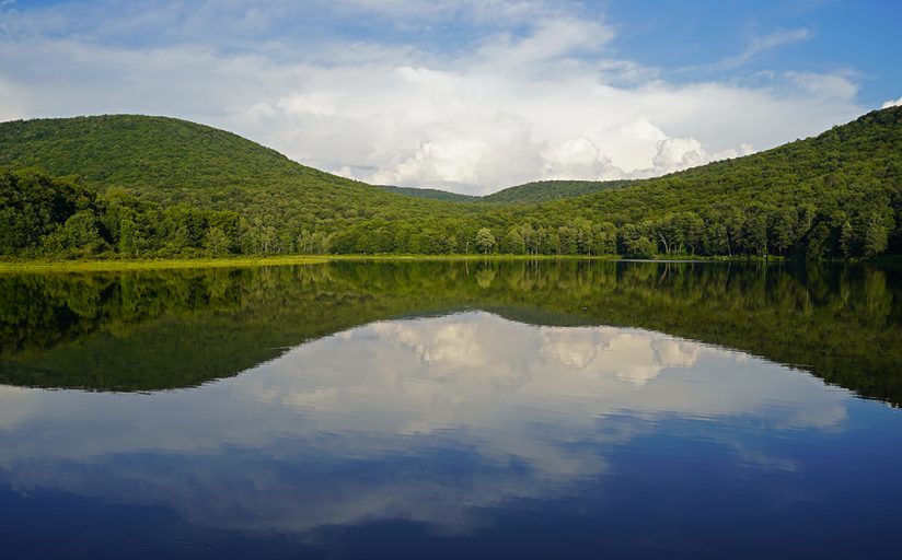 Image of a lake taken with the Tamron 28-200mm F/2.8-5.6 Di III RXD
