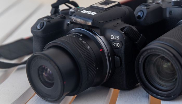 This Digital Camera Buying Guide is the first step